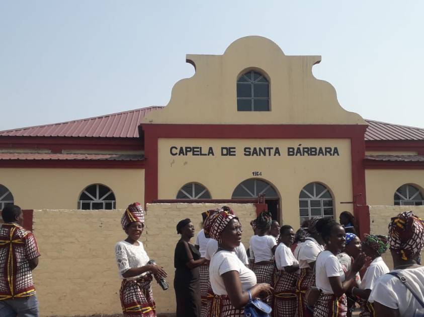 Bênção e Inauguração da Histórica Capela de Santa Bárbara, no Bairro Mineiro de Moatize