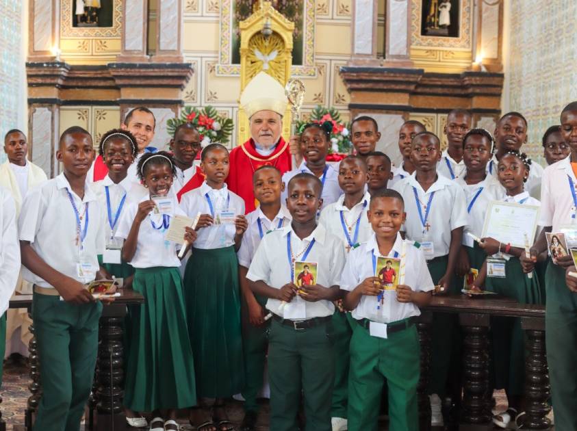 Dia de Festa e Acção de Graças na Escola Secundária de São José de Boroma