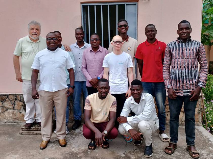 Seminaristas Maiores Iniciam Novo Ano Formativo na Diocese de TeteINICIAM UM NOVO ANO FORMATIVO